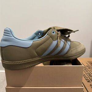 Adidas samba humanrace size 9